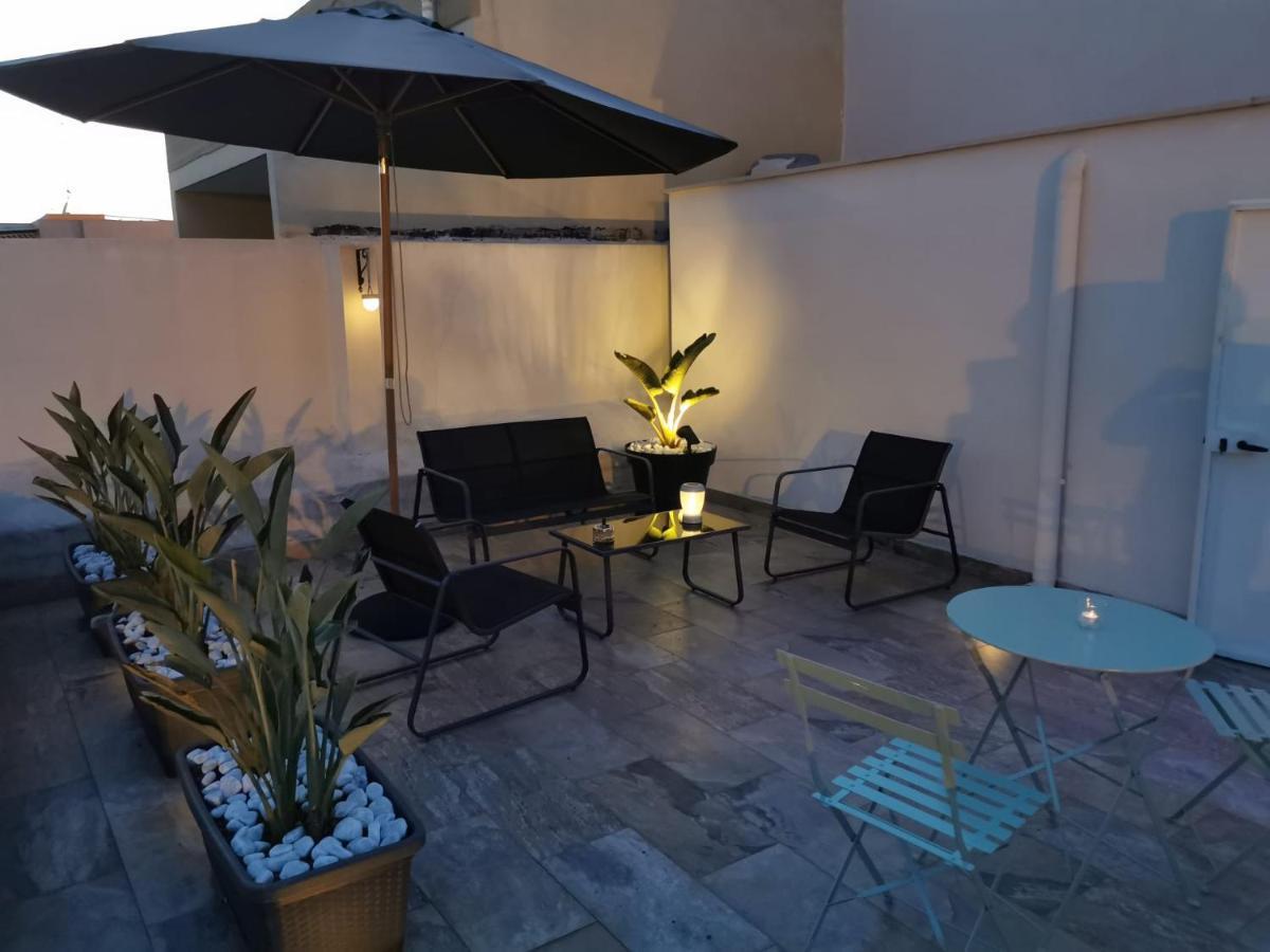 Il Civico 2 Bed & Breakfast Bari Exterior photo